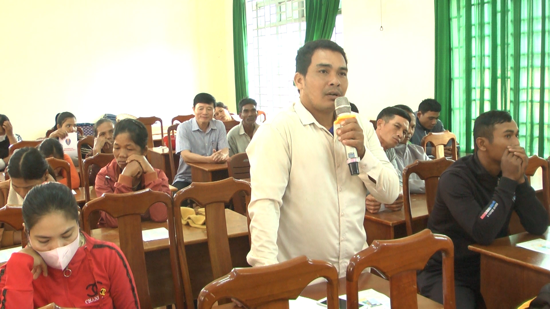 HANHBUI DRT5053.00_51_03_22.Still154